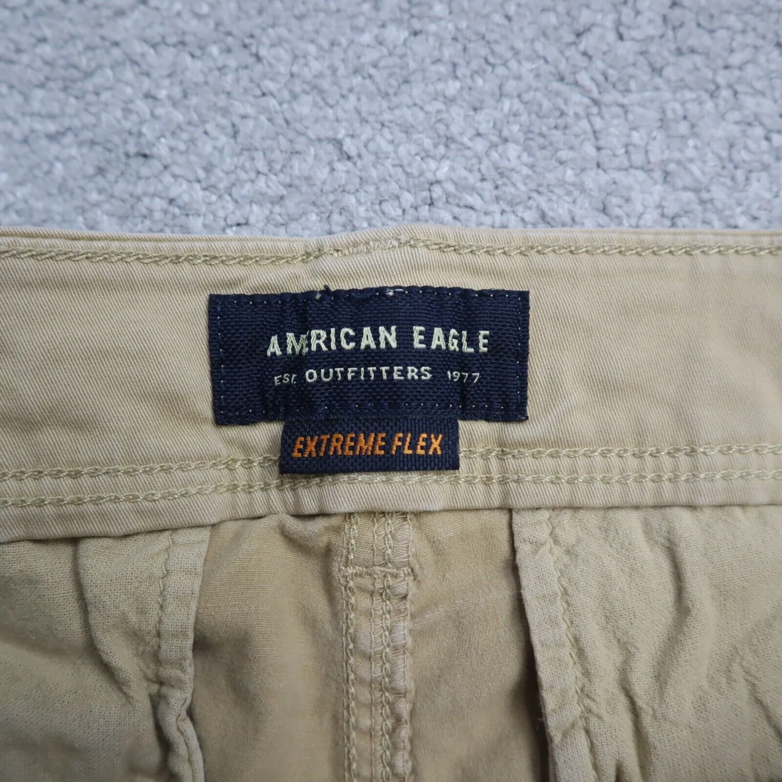 American Eagle Mens Chino Pants Mid Rise Flat Front Cotton Khaki Size W32XL32