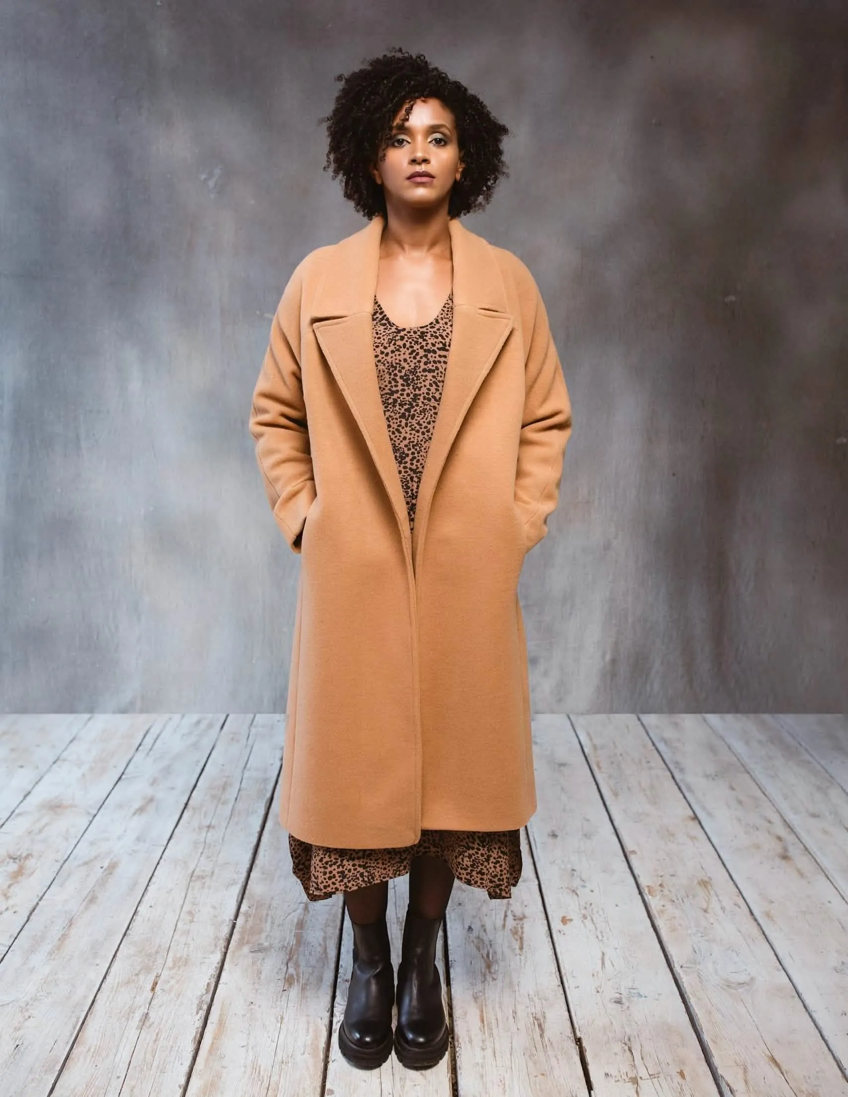 Elegant Camel Wool Overcoat for Ultimate Comfort and Fashion