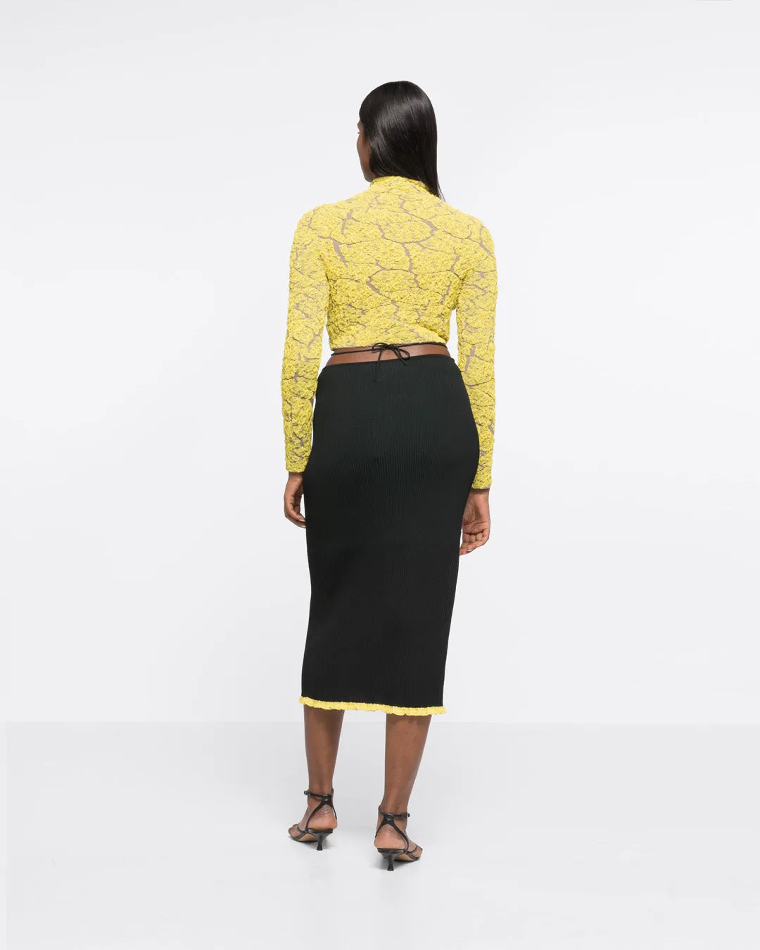 JACQUARD TURTLENECK CROP TOP - YELLOW/SAND