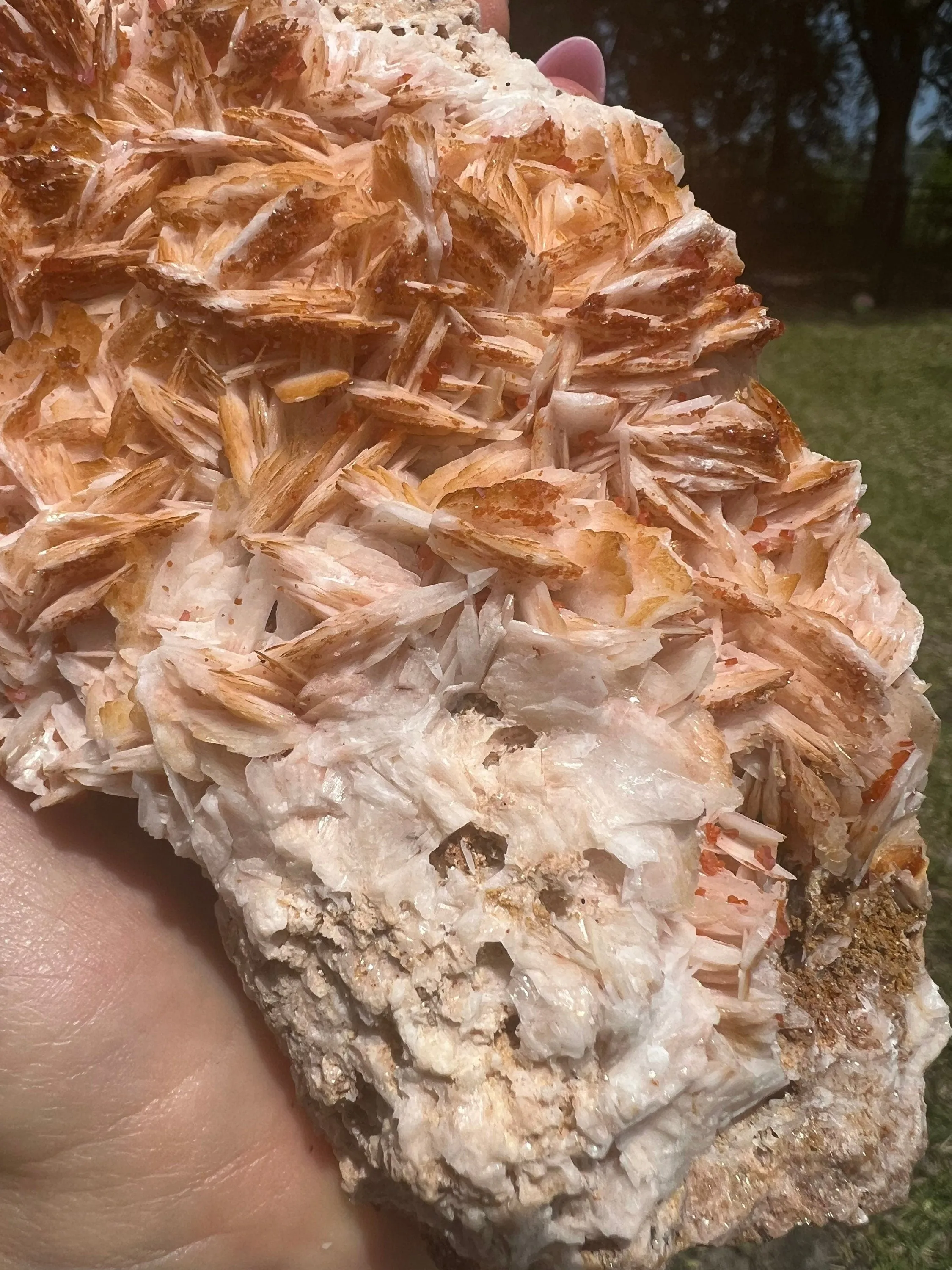 Vanadinite on Baryte 2pounds 6oz